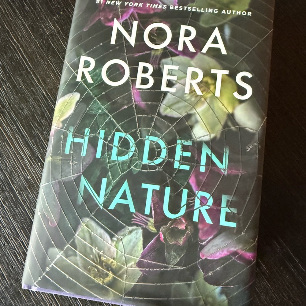 Nora Roberts 'Hidden Nature' Book